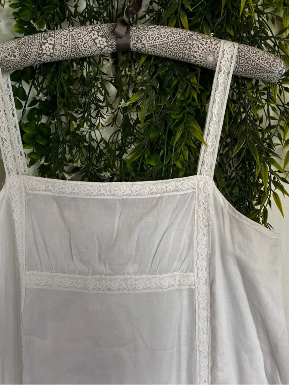 Old Navy White Cotton Mini Dress with Lace Trim - Picture 2 of 7